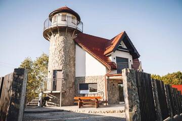 Фото номера Дом с 1 спальней Дома для отпуска Villa Tower Nad Jeziorem Nyskim г. Skorochów 16