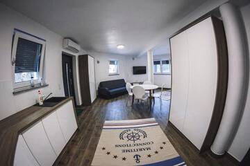 Фото номера Дом с 1 спальней Дома для отпуска Villa Tower Nad Jeziorem Nyskim г. Skorochów 27